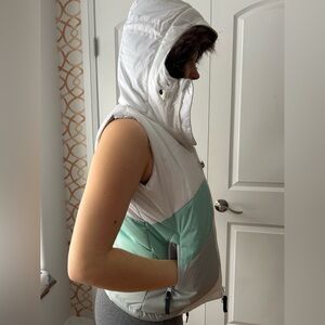 Billabong Black and White Weatherproof Jacket